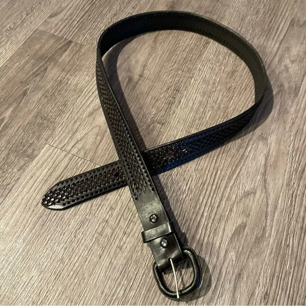 VINTAGE Black Genuine Leather Braided Embossed Belt Size 40